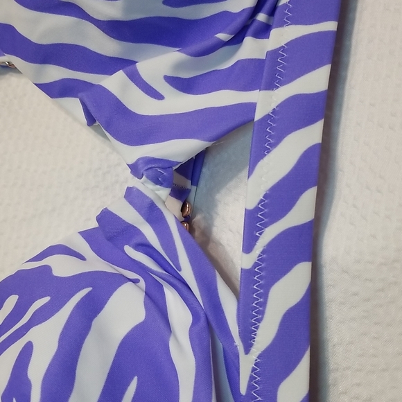 NWT UNDERWIRE REMOVABLE PADS SPORTS SWIM YOGA BRA TOP SWIMSUIT TOP - Picture 2 of 7